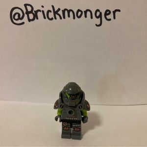 LEGO® Alien Avenger Minifigure